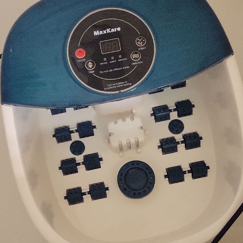 MaxKare Relaxing Blue Foot Spa